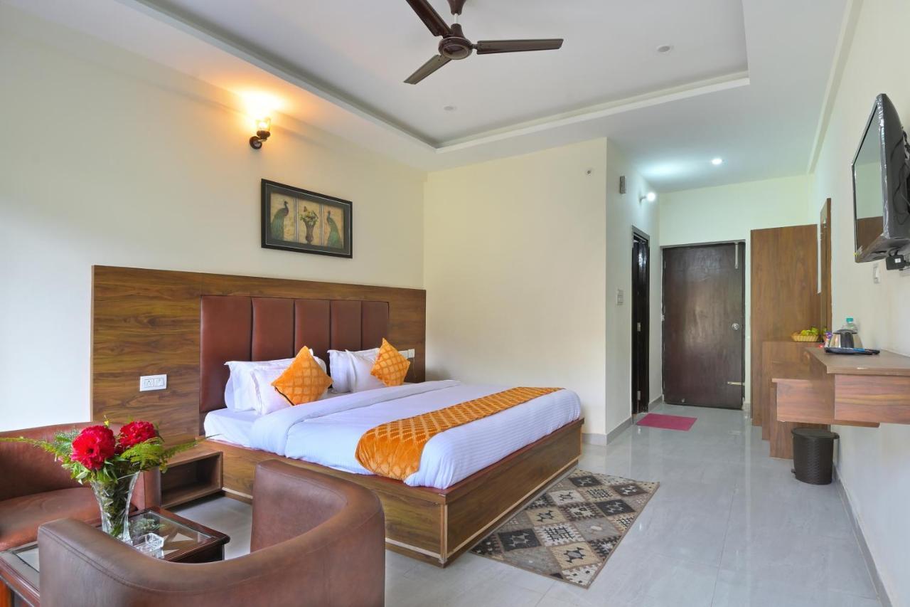 La Riqueza Dhanolti View # Near To Eco Park & Surkanda Devi Temple # Mountain View Rooms With Balcony # Big Parking # Customer Favourite Hotel Дханолти Экстерьер фото
