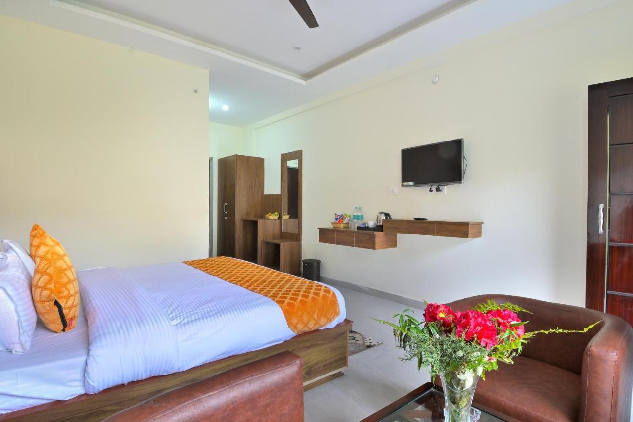 La Riqueza Dhanolti View # Near To Eco Park & Surkanda Devi Temple # Mountain View Rooms With Balcony # Big Parking # Customer Favourite Hotel Дханолти Экстерьер фото