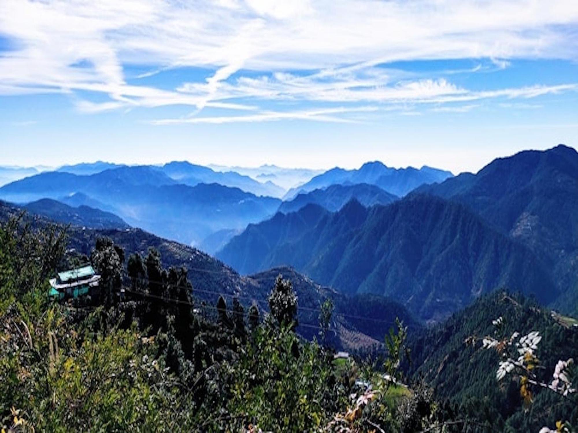 La Riqueza Dhanolti View # Near To Eco Park & Surkanda Devi Temple # Mountain View Rooms With Balcony # Big Parking # Customer Favourite Hotel Дханолти Экстерьер фото